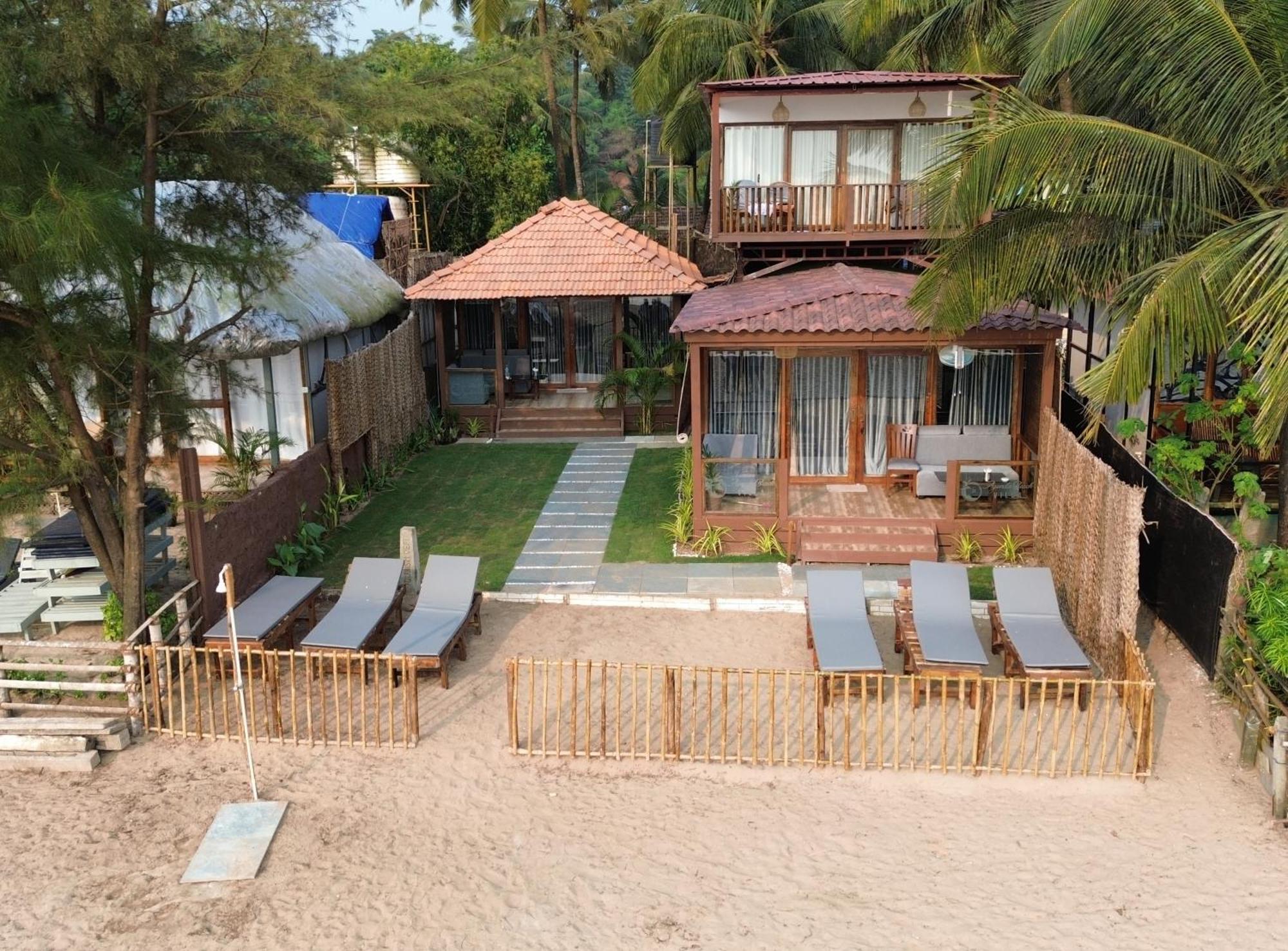 Agonda Beach Villa Exterior photo